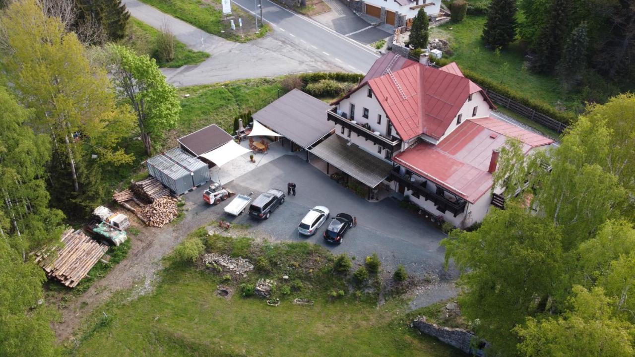Pension Aura Spicak, Nektere Pokoje Se Saunou Železná Ruda Kültér fotó